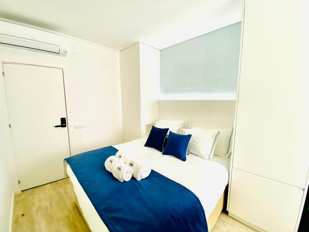 Gloria 10 Deluxe Bed & Breakfast ลิสบอน ภายนอก รูปภาพ