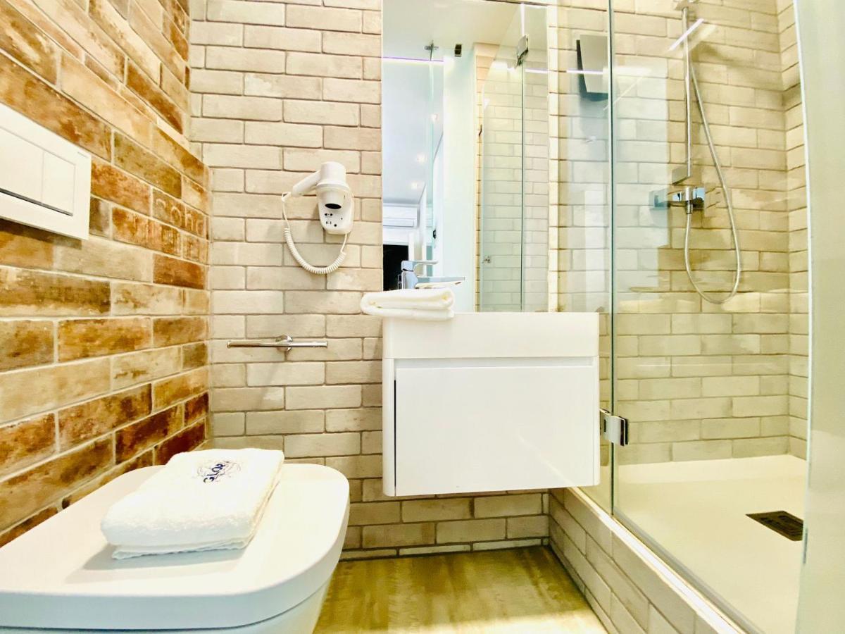 Gloria 10 Deluxe Bed & Breakfast ลิสบอน ภายนอก รูปภาพ